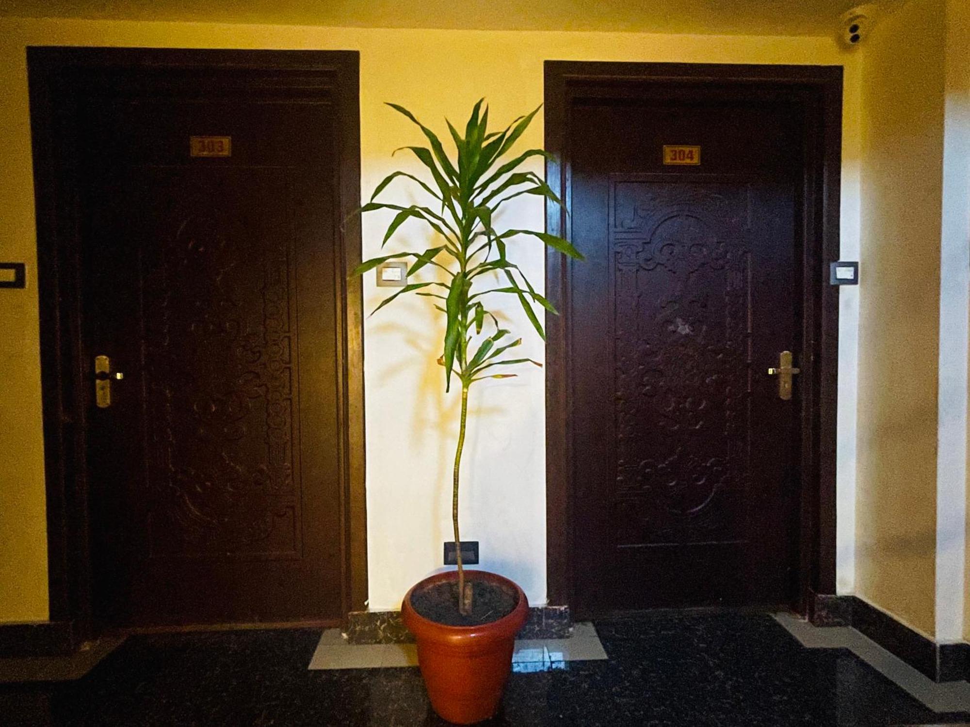Hotel De Universal Катманду Екстер'єр фото